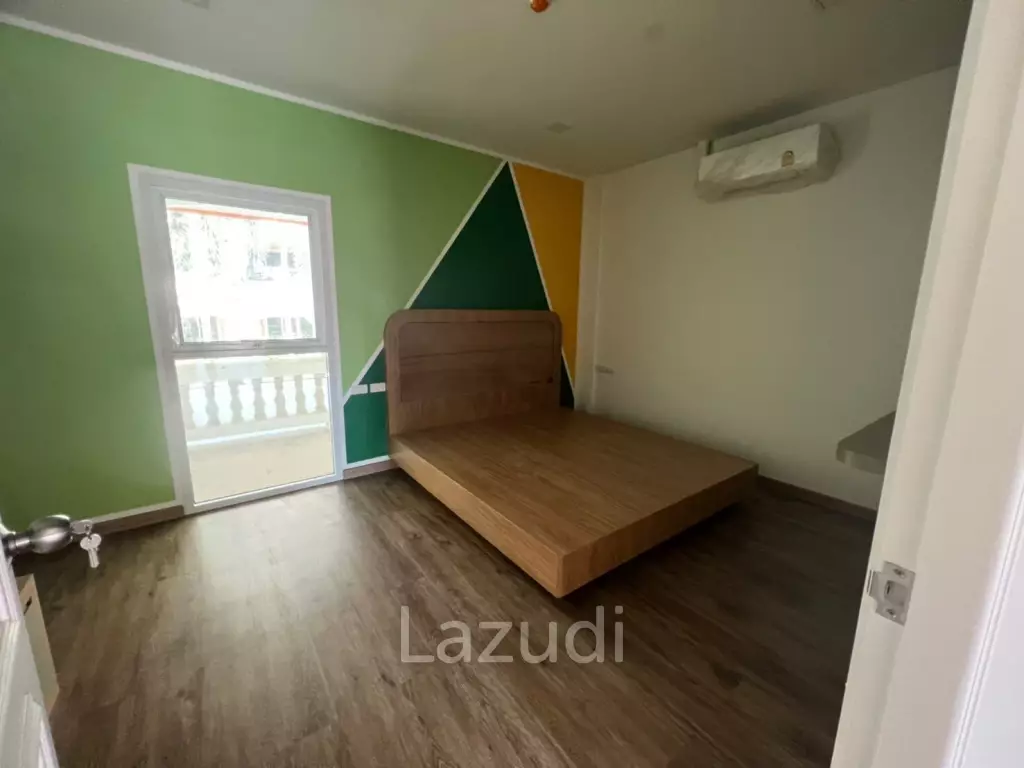 Village for sale in the heart of Pratamnak