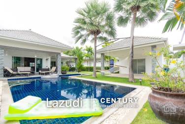 Stunning renovated 3 Bed Pool Villa near Town