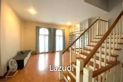 202 sqm 3 Bedrooms 4 Bathrooms Townhouse for Sale