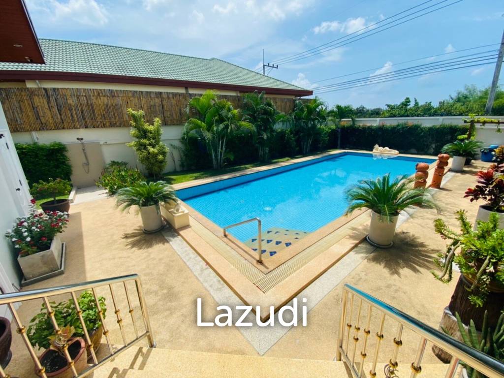 Beautiful 3 bed villa with large pool