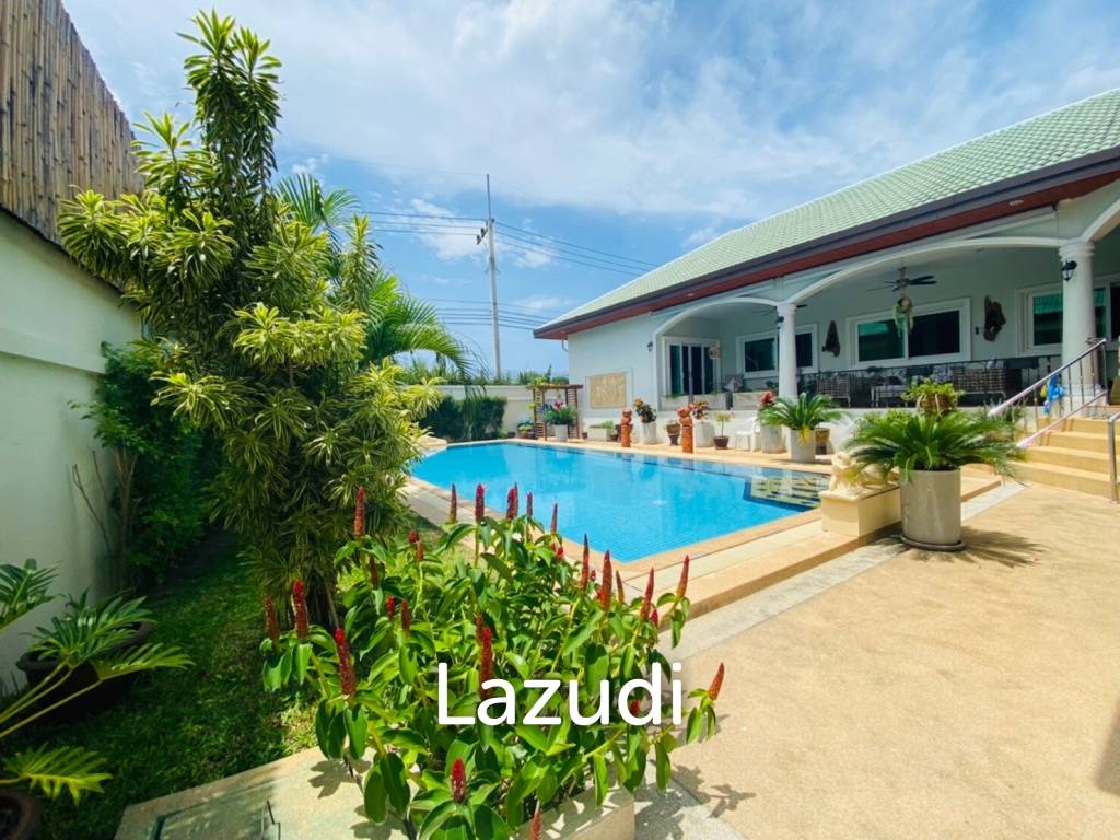 Beautiful 3 bed villa with large pool