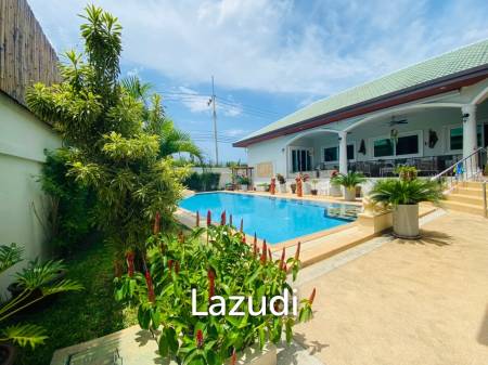 Beautiful 3 bed villa with large pool