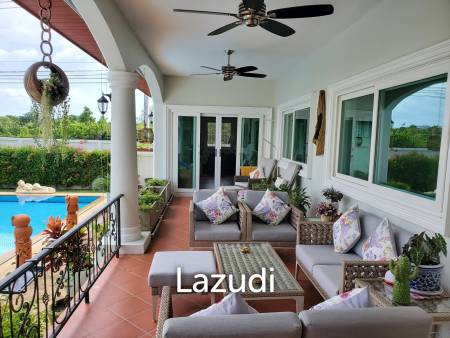 Beautiful 3 bed villa with large pool