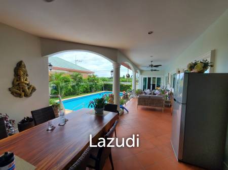 Beautiful 3 bed villa with large pool