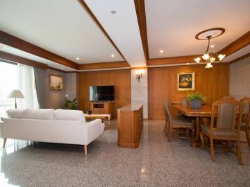 2 Bed 3 Bath 170 Sqm Apartment For Rent