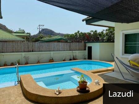 ROYAL LAKE: Good Value 3 Bed Pool Villa near to the Royal Lake