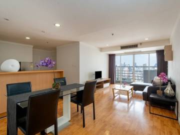 2 Bed 1 Bath 83 Sqm Condo For Rent