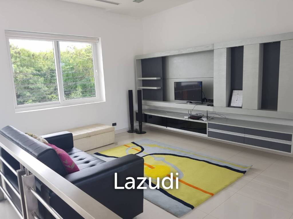 Pool Villa for Sale in Thepprasit Pattaya