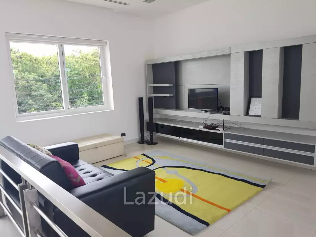 Pool Villa for Sale in Thepprasit Pattaya