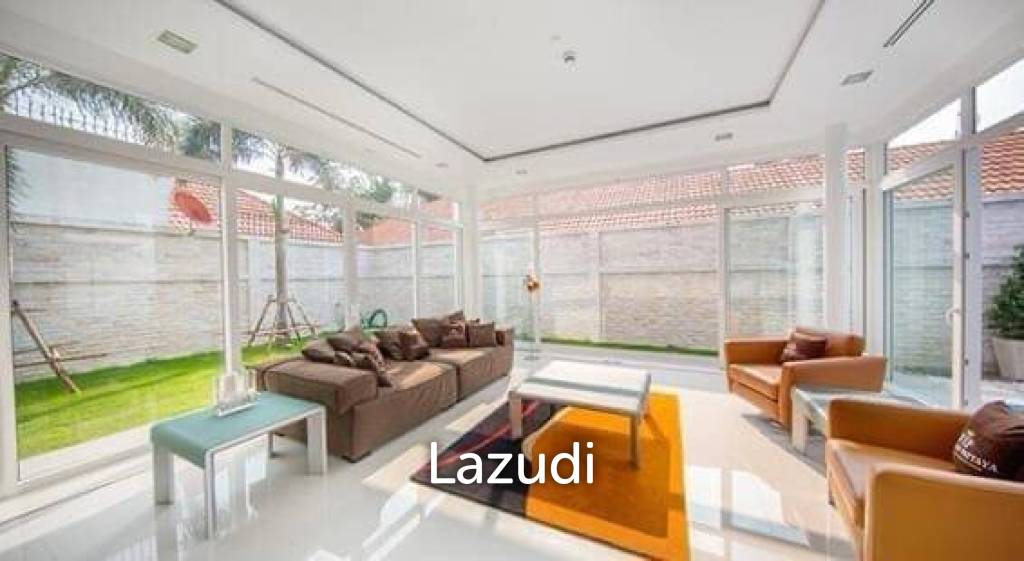 Pool Villa for Sale in Thepprasit Pattaya