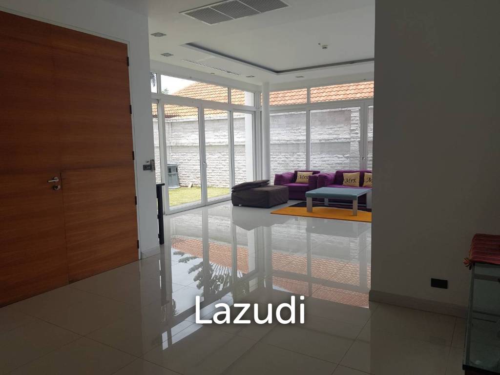 Pool Villa for Sale in Thepprasit Pattaya