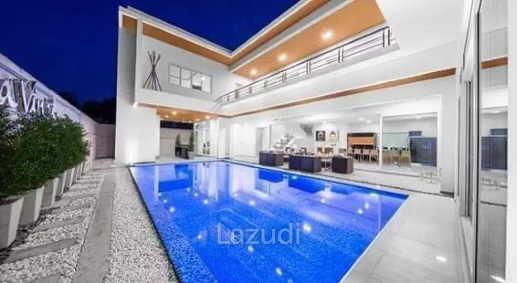 Pool Villa for Sale in Thepprasit Pattaya