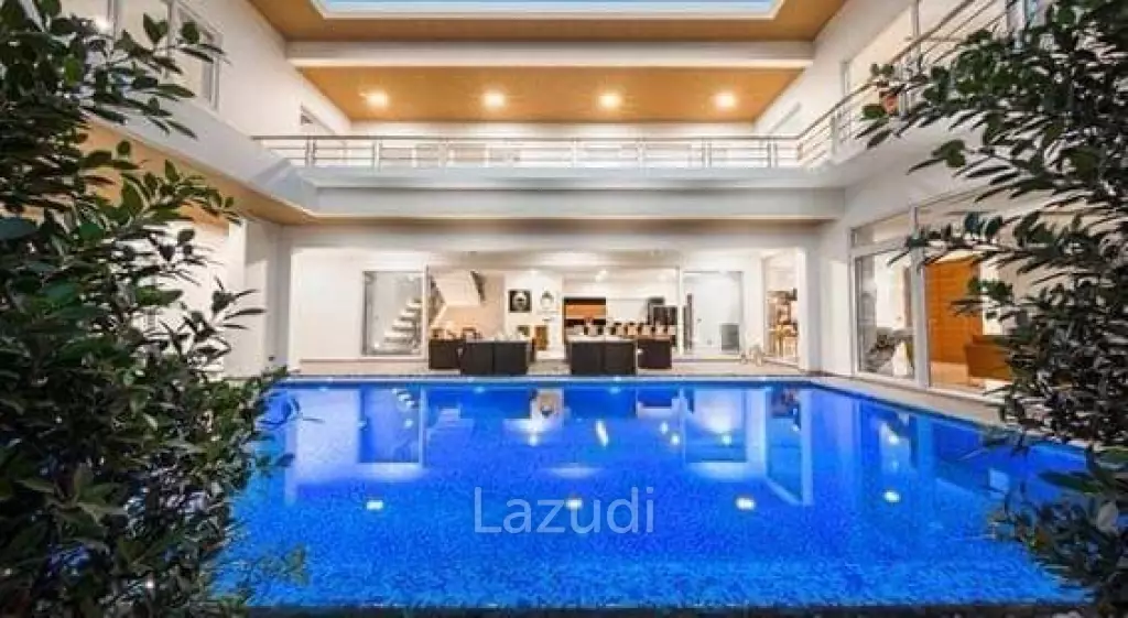Pool Villa for Sale in Thepprasit Pattaya