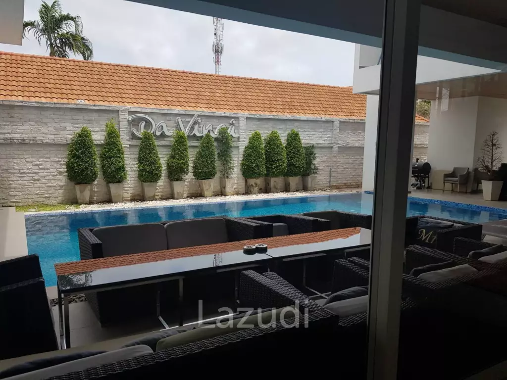 Pool Villa for Sale in Thepprasit Pattaya