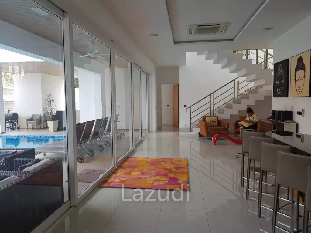Pool Villa for Sale in Thepprasit Pattaya