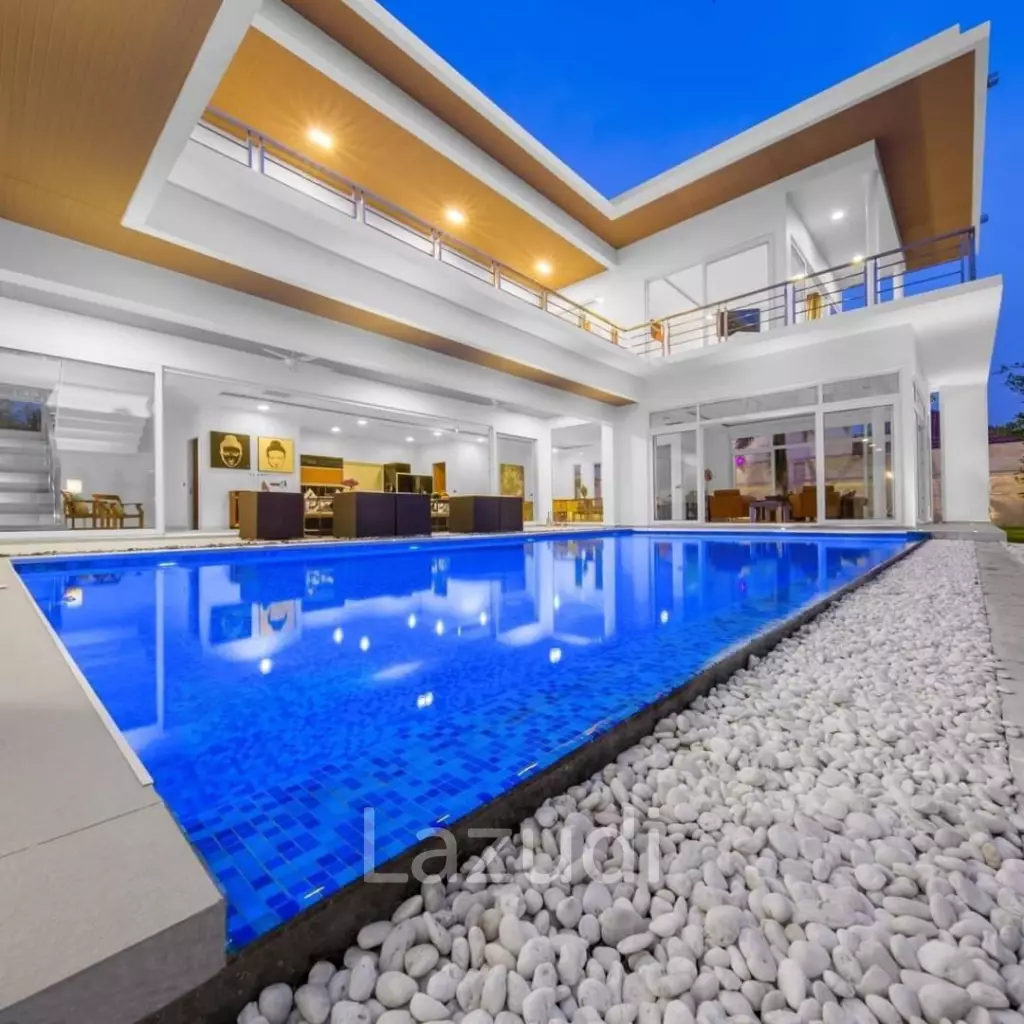 Pool Villa for Sale in Thepprasit Pattaya