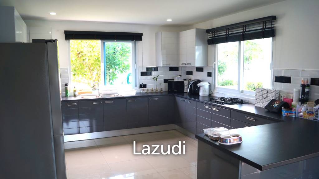 4 Bedroom 4 Bathroom Pool Villa With Separate 1 Bedroom Self Contained Guest House