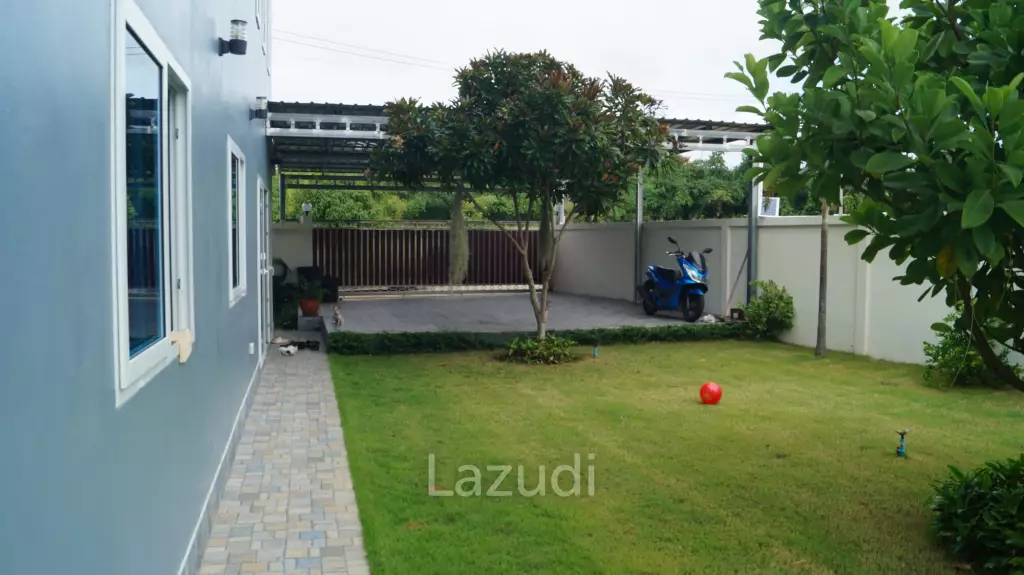 4 Bedroom 4 Bathroom Pool Villa With Separate 1 Bedroom Self Contained Guest House
