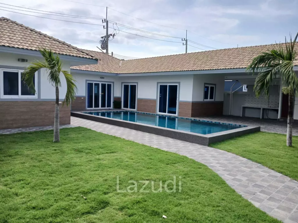 5 Bedroom Pool Villa For Sale Near Phoenix Golf Course