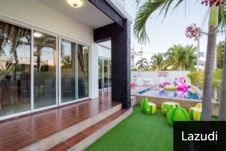 2 Storey pool villa in soi 6