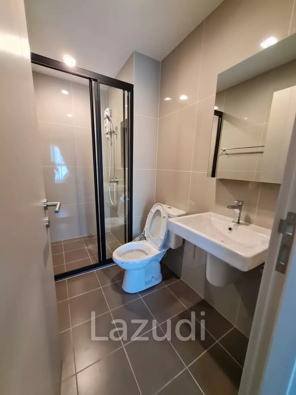 1 Bed 28 SQ.M THE BASE Phetchaburi-Thonglor