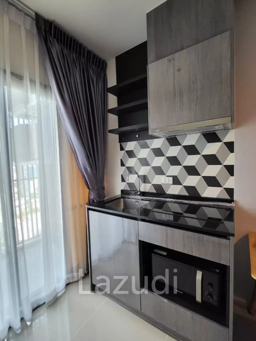 1 Bed 28 SQ.M THE BASE Phetchaburi-Thonglor
