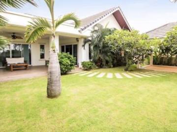 WARRAROM VILLAGE : Good Design 3 Bed Villa with countryside Views