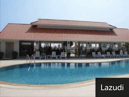 EEDEN VILLAGE : Good Value 4 Bed Villa with large communal pool