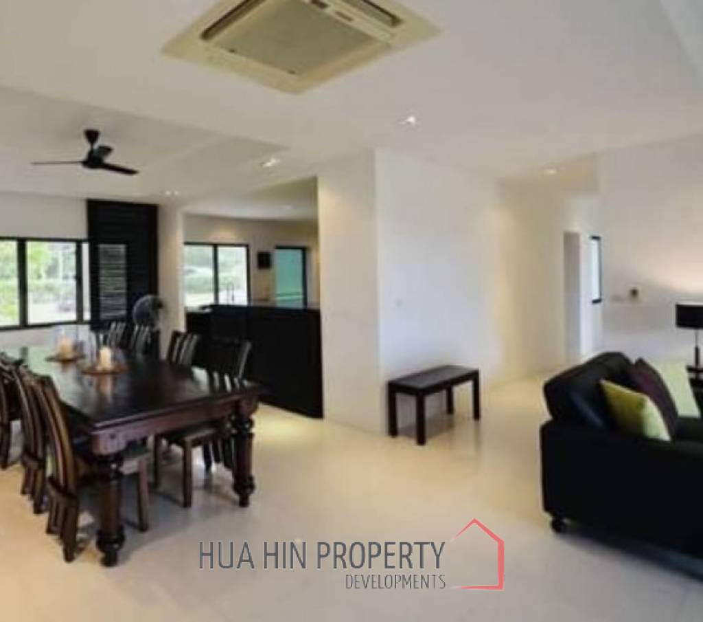 PALM HILLS  : 3 bed ground floor Condo fully Modernised.