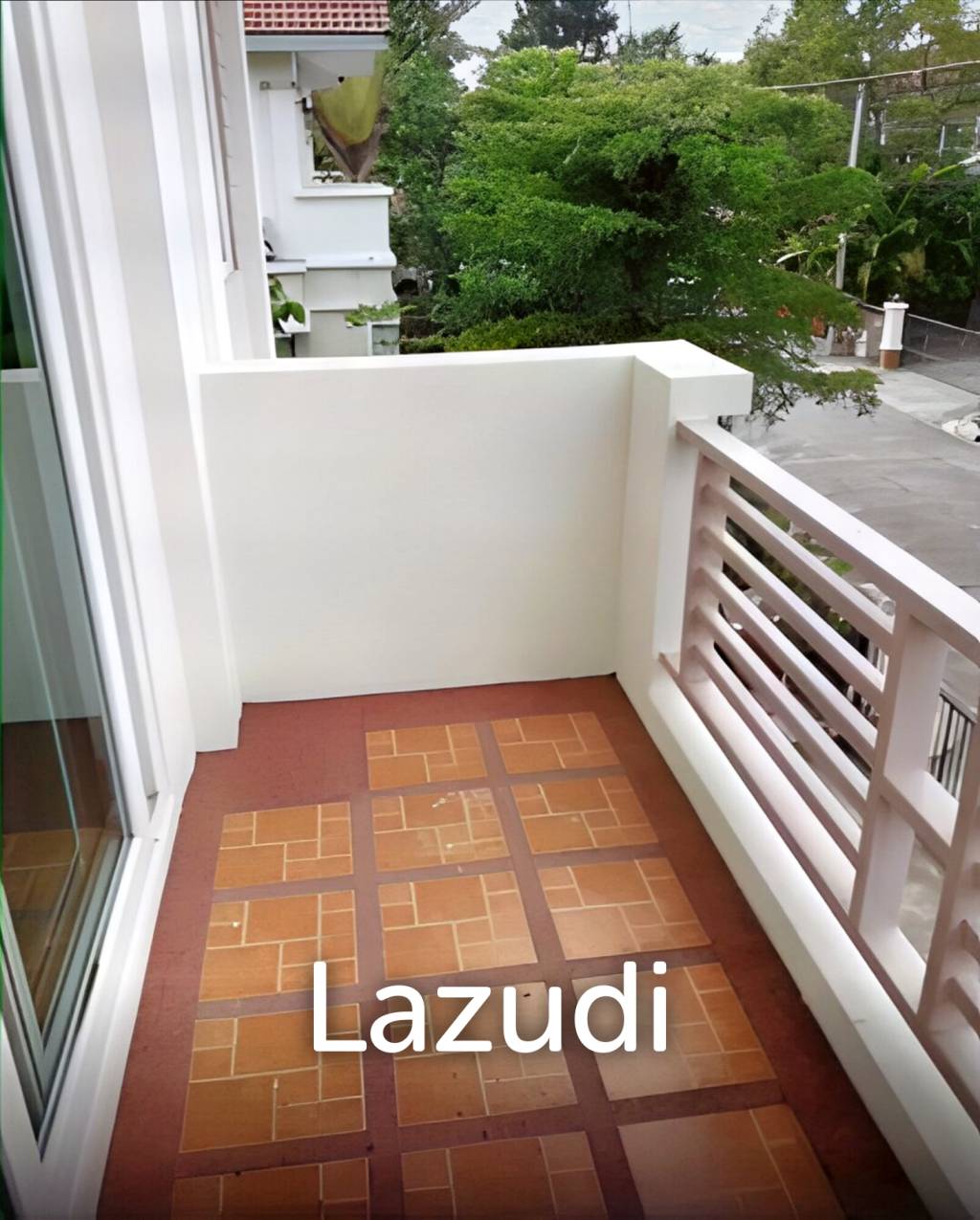 3 Bed 3 Bath 324 SQ.M House in Chiang Mai