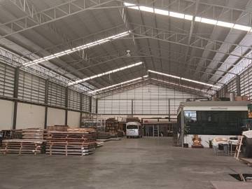 1,600 Sqm Warehouse at Teparka Km.3 for rent