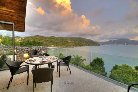 SEA VIEW LUXURY VILLA - MILLIONAIRES ROW