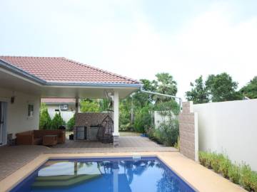 Sam Roi Yot: New 3 Bed 4 Bath Private Pool Villa
