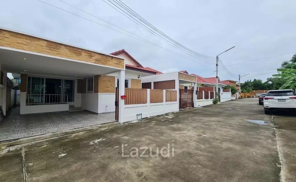 Baan Mai Huay Yai for Sale