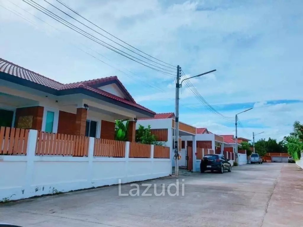 Baan Mai Huay Yai for Sale