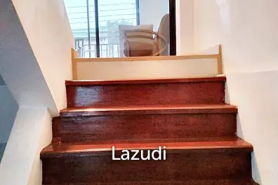 Townhouse in Ladprao 71 4 Bedroom For Sale