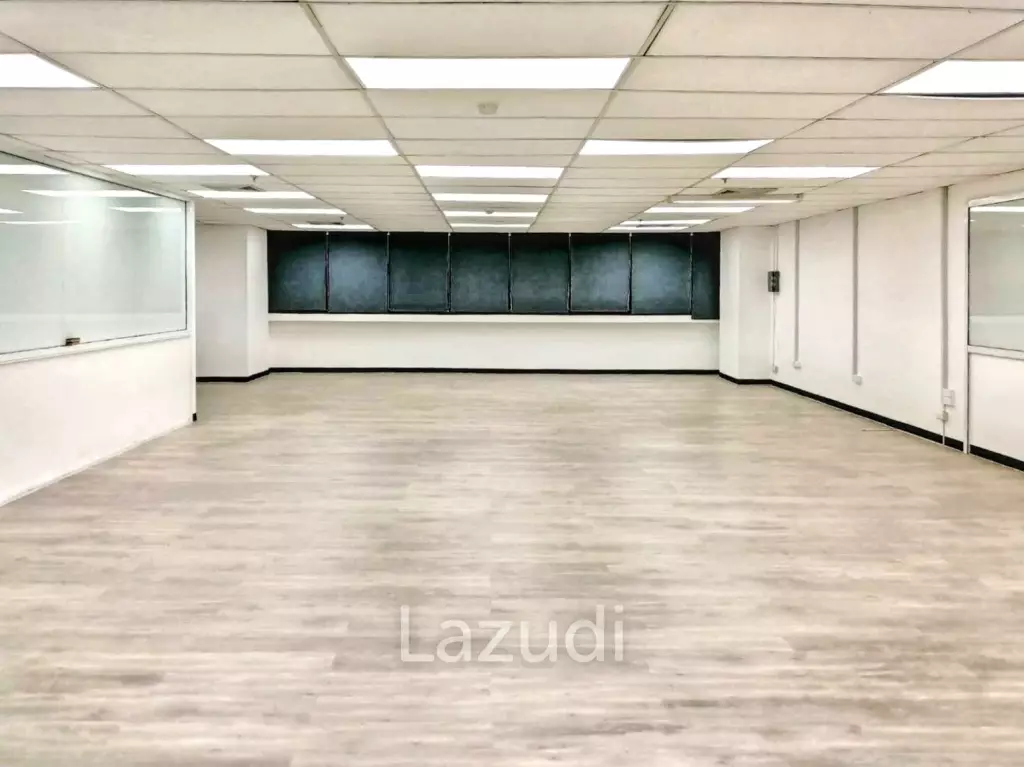 Phayathai Plaza Office for Rent  Flat 276