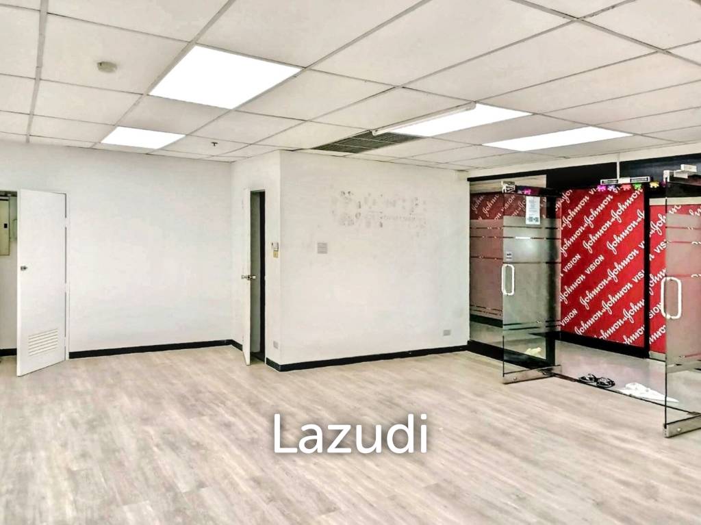 Phayathai Plaza Office for Rent  Flat 276