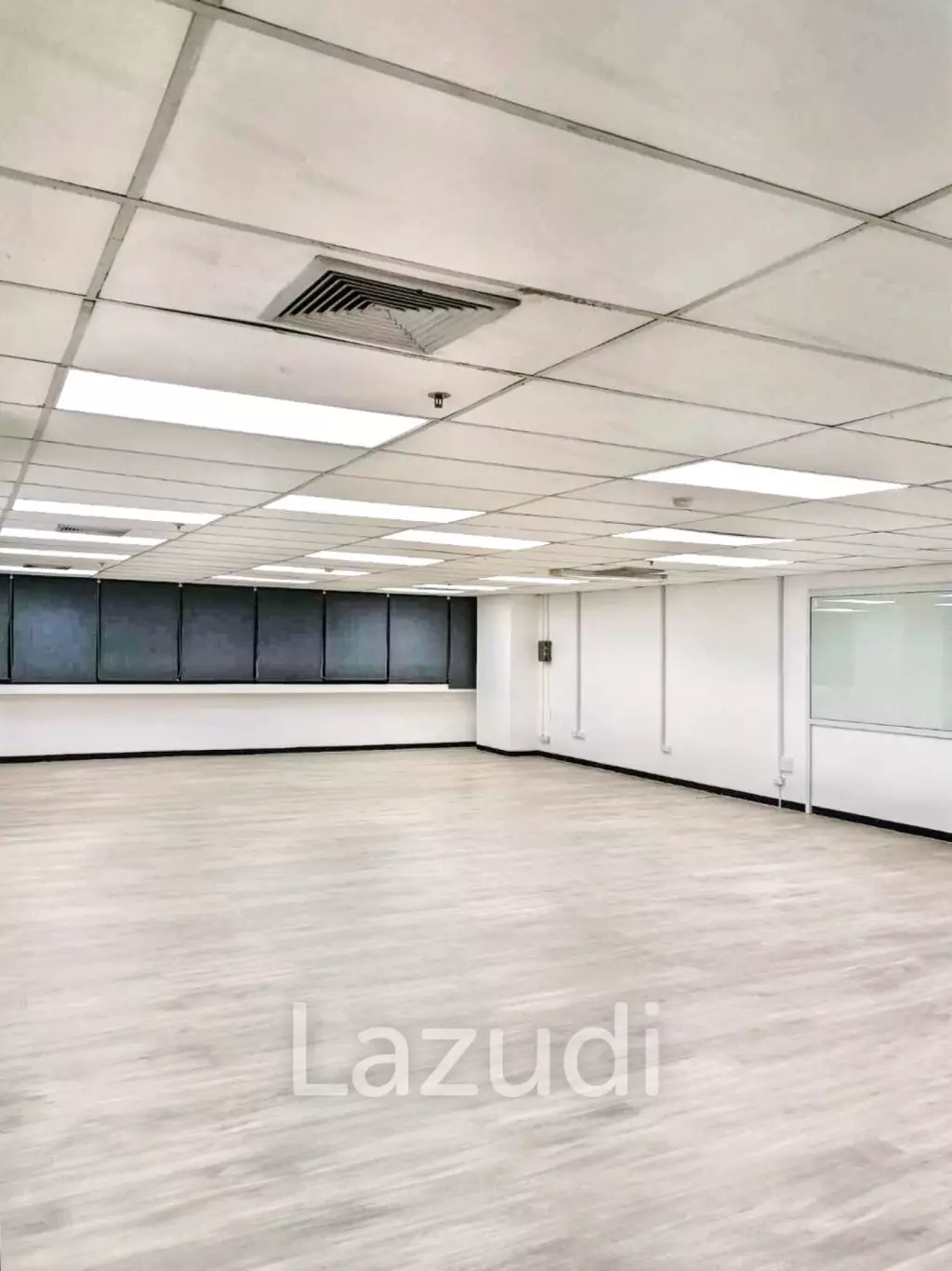 Phayathai Plaza Office for Rent  Flat 276