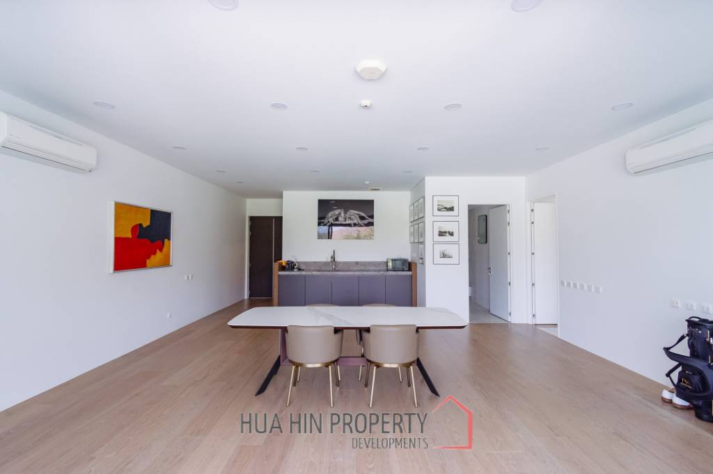 MODERN CONDO WITH STUNNING VIEWS IN BLACK MOUNTAIN GOLF COURSE