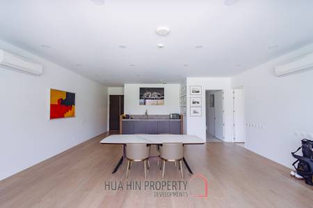 MODERN CONDO WITH STUNNING VIEWS IN BLACK MOUNTAIN GOLF COURSE