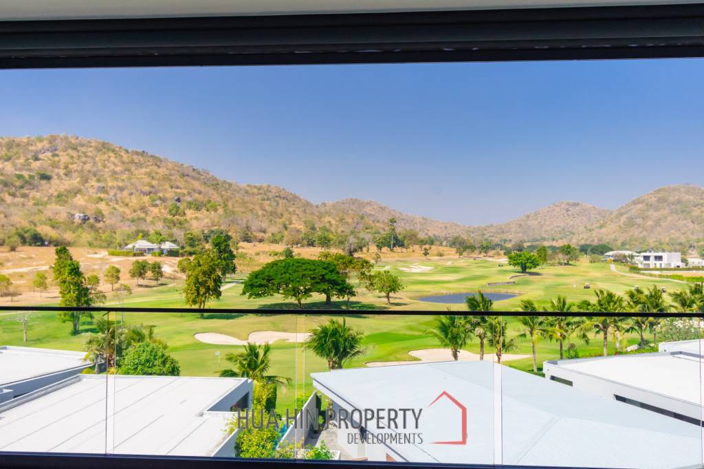 MODERN CONDO WITH STUNNING VIEWS IN BLACK MOUNTAIN GOLF COURSE