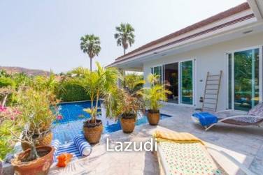 3 Bed 3 Bath Villa For Sale