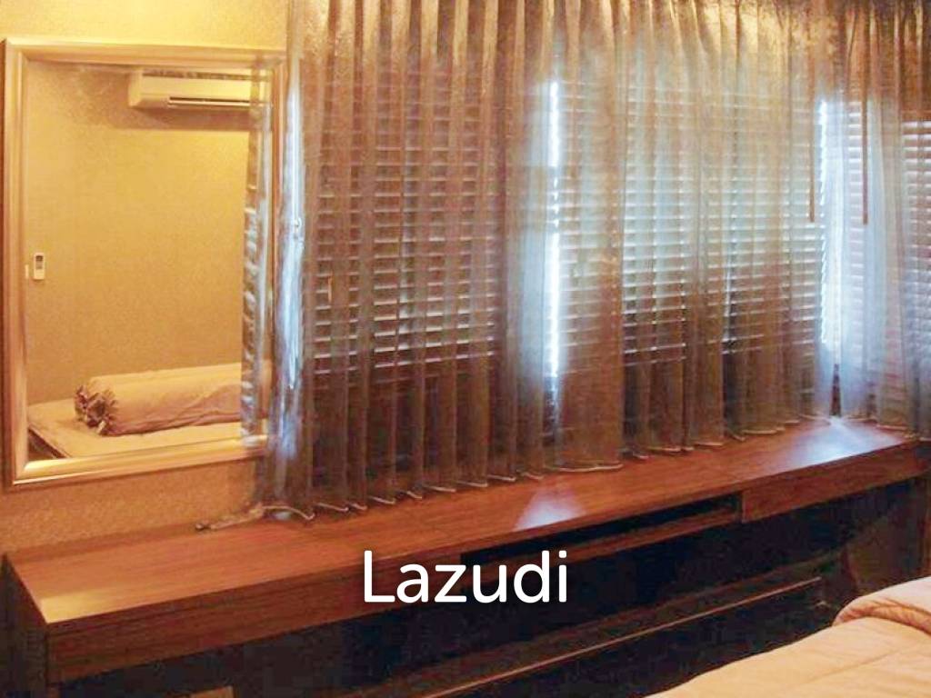 1 Bed 1 Bath 63 SQ.M Sathorn Gardens