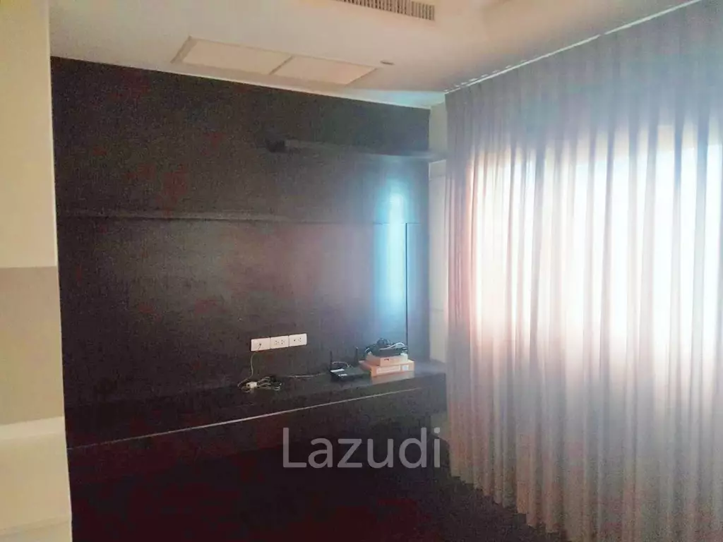1 Bed 1 Bath 63 SQ.M Sathorn Gardens