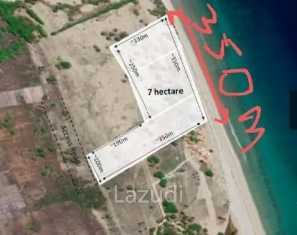 Beautiful Beachfront Land in Pantai Wera, Sumba