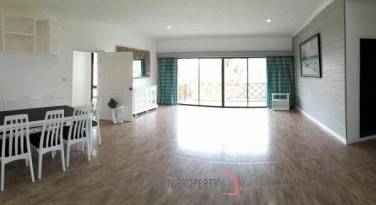 PALM HILL CONDO: Greart value 2 Bed condo