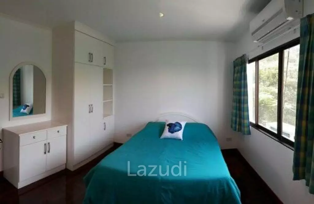 PALM HILL CONDO: Greart value 2 Bed condo