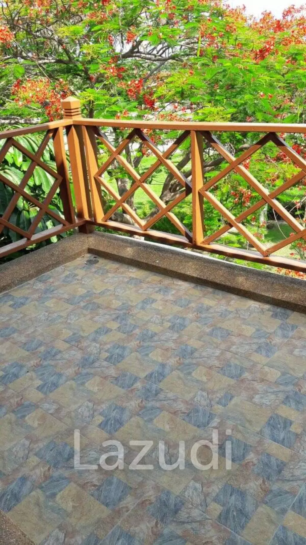 PALM HILL CONDO: Greart value 2 Bed condo