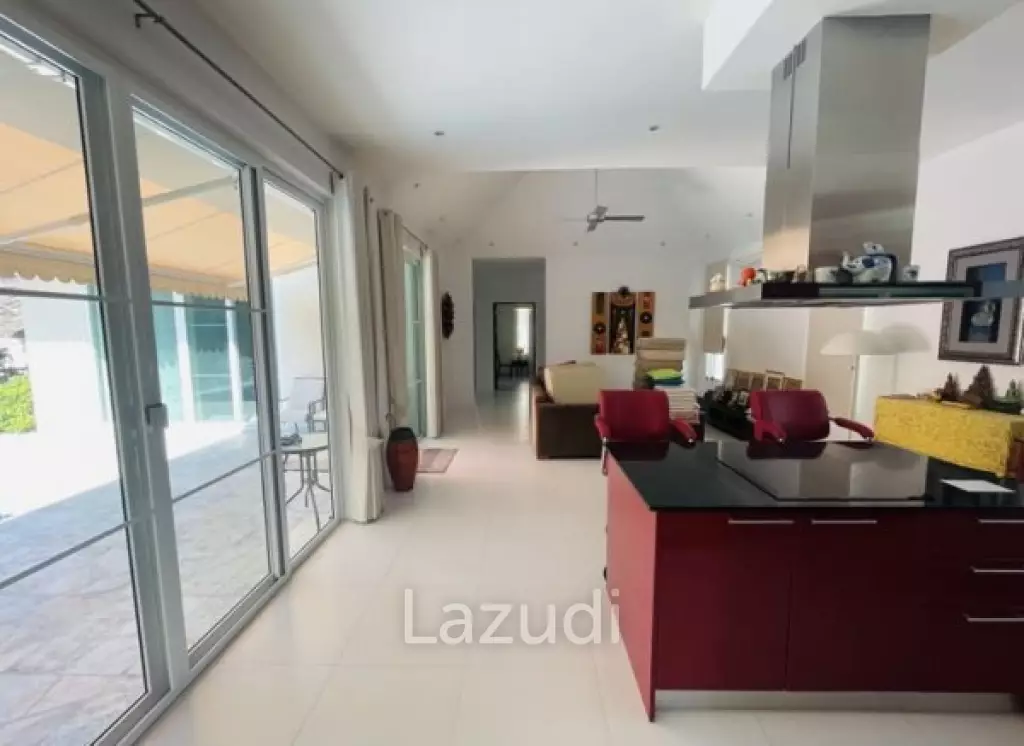 RED MOUNTAIN BOUTIQUE : Great Value and quality 3 bed pool villa